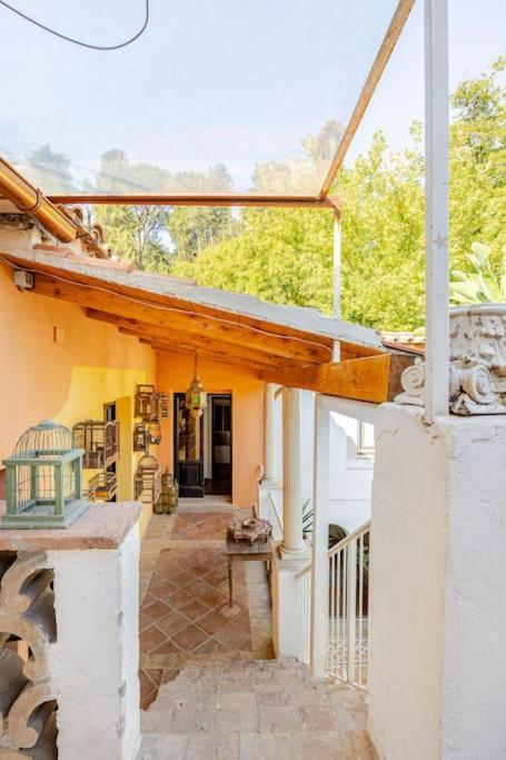 Riad Riari Rome